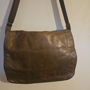 TUMI Shoulder Bag Messenger Bag Crossbody Brown Slim Flap Leather Unisex